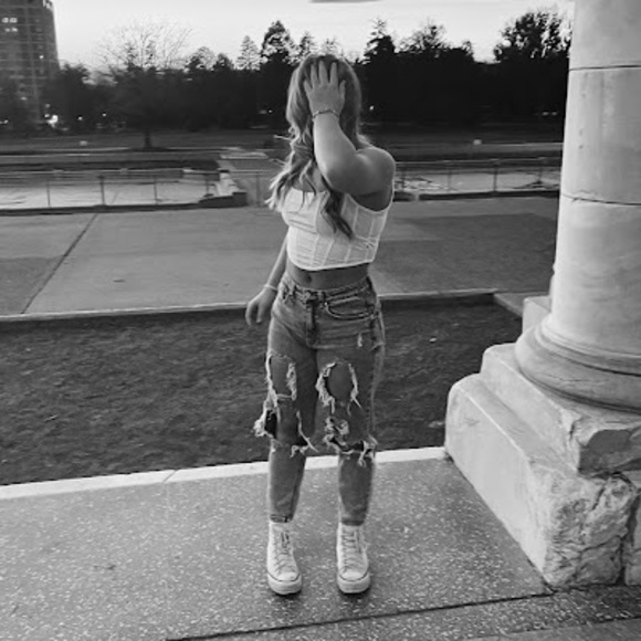 Meet your Posher, Leah - Picture 1 of 1